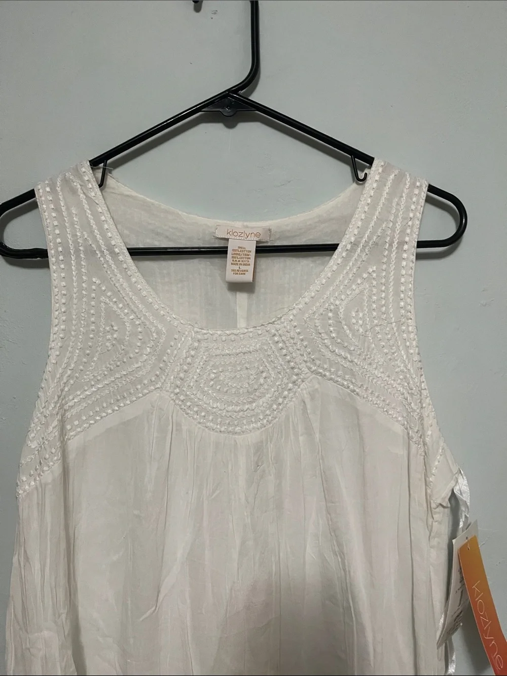 Sleeveless White Tiered Midi Dress with Embroidery - Picture 5 of 5